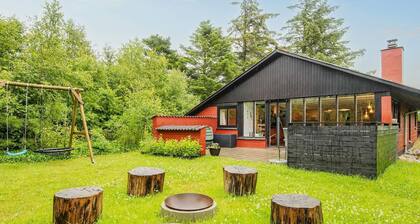 6 Person Holiday Home in Ulfborg-by Traum