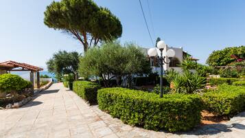 Villa, Multiple Beds | Property grounds