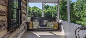 Willow Haven Cabin · Creekside Cabin with Full Amenities