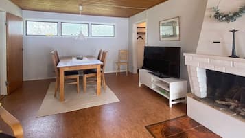 House | Dining
