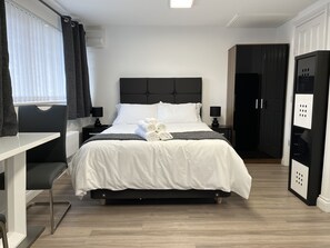 Studio | Fer et planche Ă repasser, Wi-Fi gratuit, draps fournis