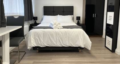 Inviting 1-bed Studio in Manchester & Feel at Home