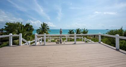 Newly Remodeled Home on Calm Caribbean w/Sunset Views, Snorkeling, Generator!