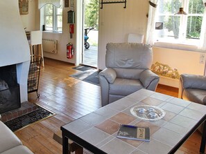 House | Living area - 7 Person Holiday Home in Skyllberg (Skyllberg)