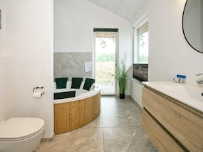 House | Bathroom