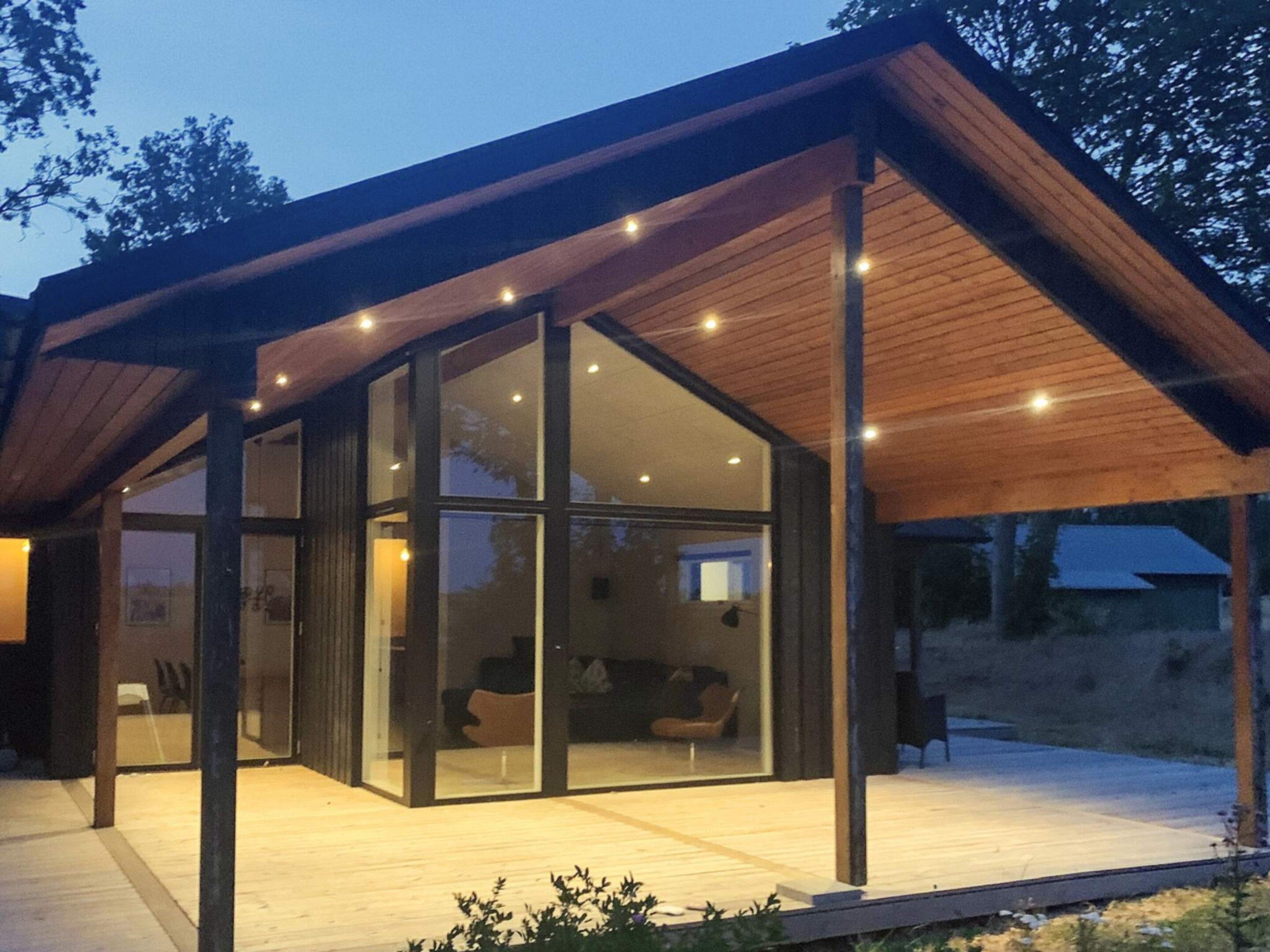 House | Bahagian luar