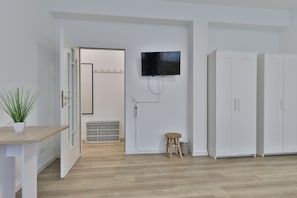 Interior - Modern apartment in the center, connection to Stuttgart, Märklineum and EWS Arena. (Göppingen)