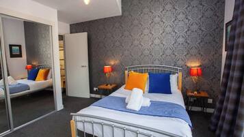 1 chambre, fer et planche à repasser, Wi-Fi, draps fournis