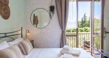 Renewed apartment "Bon Bon 2" with garage, wifi, airco, pool