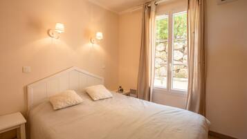 1 camera, Wi-Fi gratuito