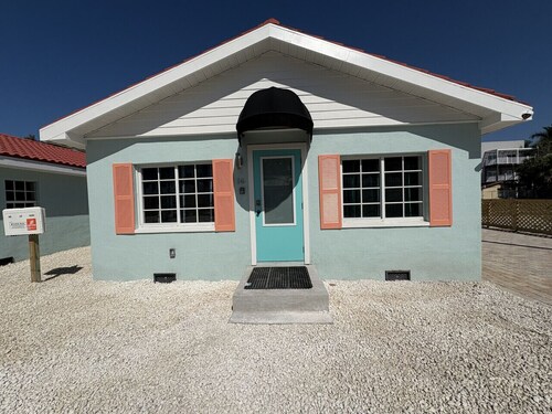 Private Bungalow Steps to the Beach #14