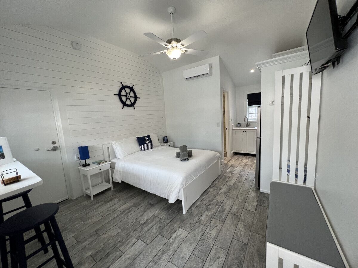 1 chambre, fer et planche à repasser, Wi-Fi gratuit, draps fournis