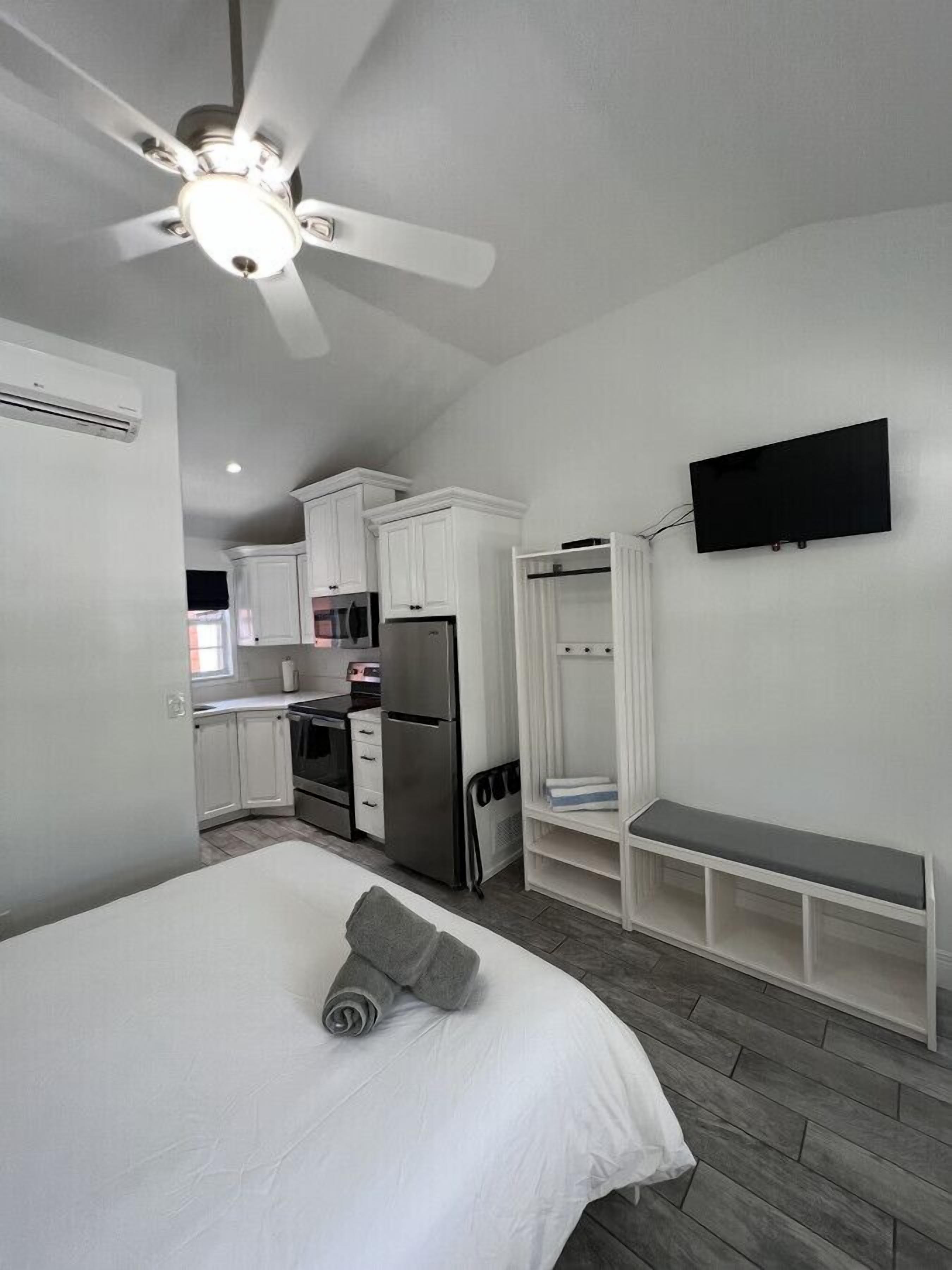 1 bedroom, iron/ironing board, free WiFi, bed sheets