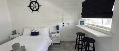 1 chambre, fer et planche à repasser, Wi-Fi gratuit, draps fournis