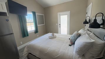 1 chambre, fer et planche Ă repasser, Wi-Fi gratuit, draps fournis