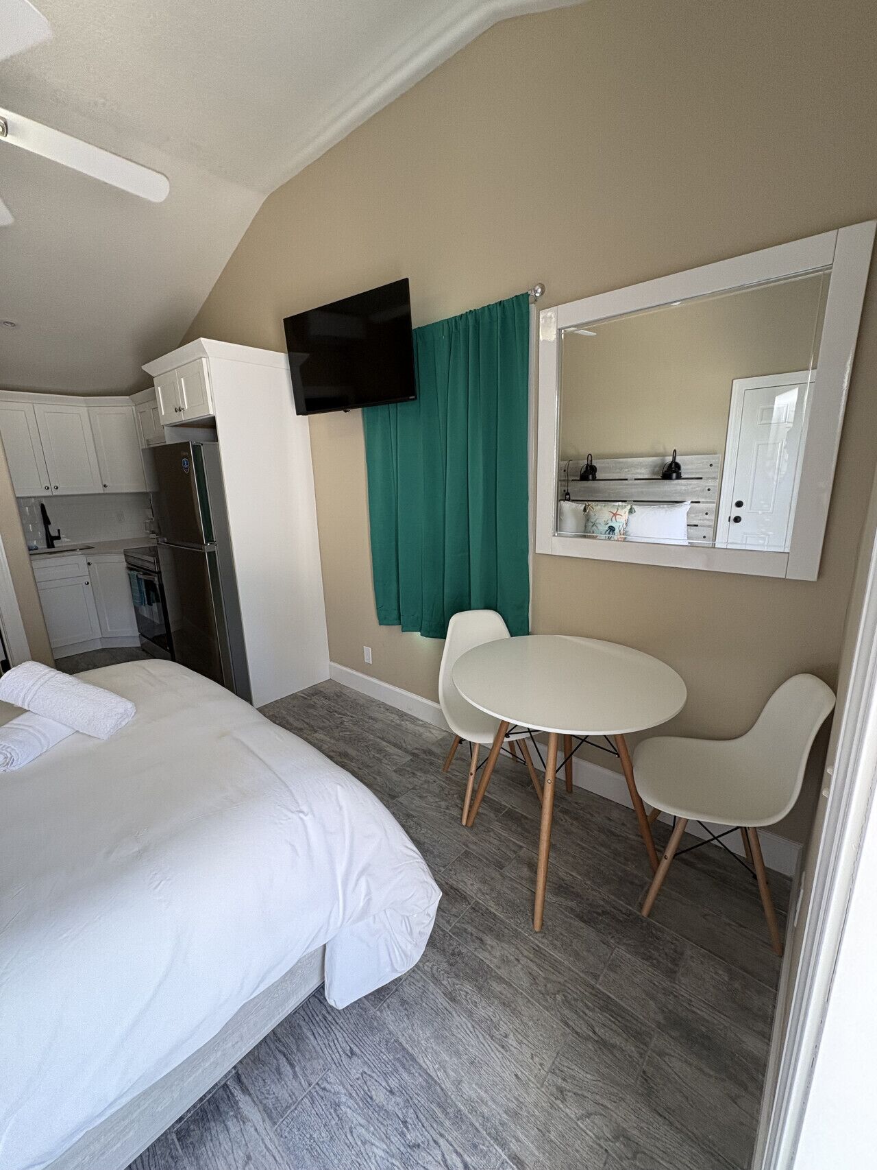 1 bedroom, iron/ironing board, free WiFi, bed sheets