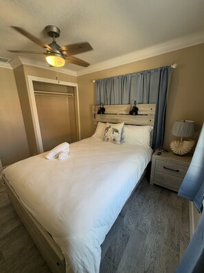 2 bedrooms, iron/ironing board, free WiFi, bed sheets