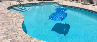 Steps to the beach bungalow #11