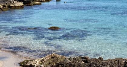 Holiday Home 'Casa Del Riccio' with Sea View, Wi-Fi and Air Conditioning