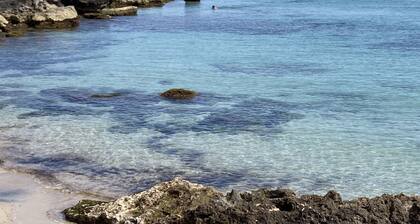 Holiday Home 'Casa Del Riccio' with Sea View, Wi-Fi and Air Conditioning