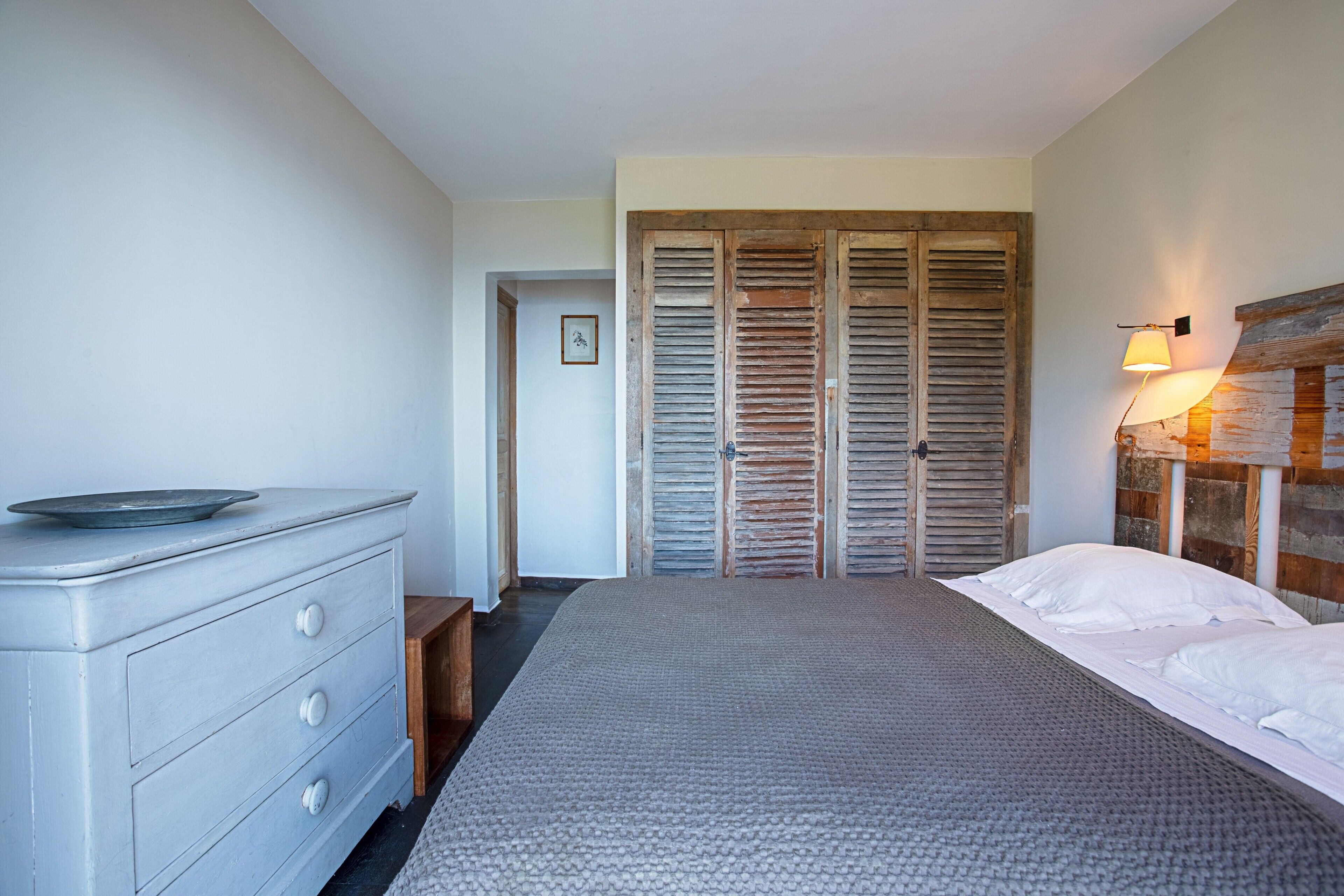 4 soverom, strykejern/-brett, wi-fi (inkludert) og sengetøy