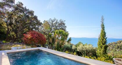 Villa "Vue sur les Iles d'Or" avec vue sur la mer, piscine privée et Wi-Fi