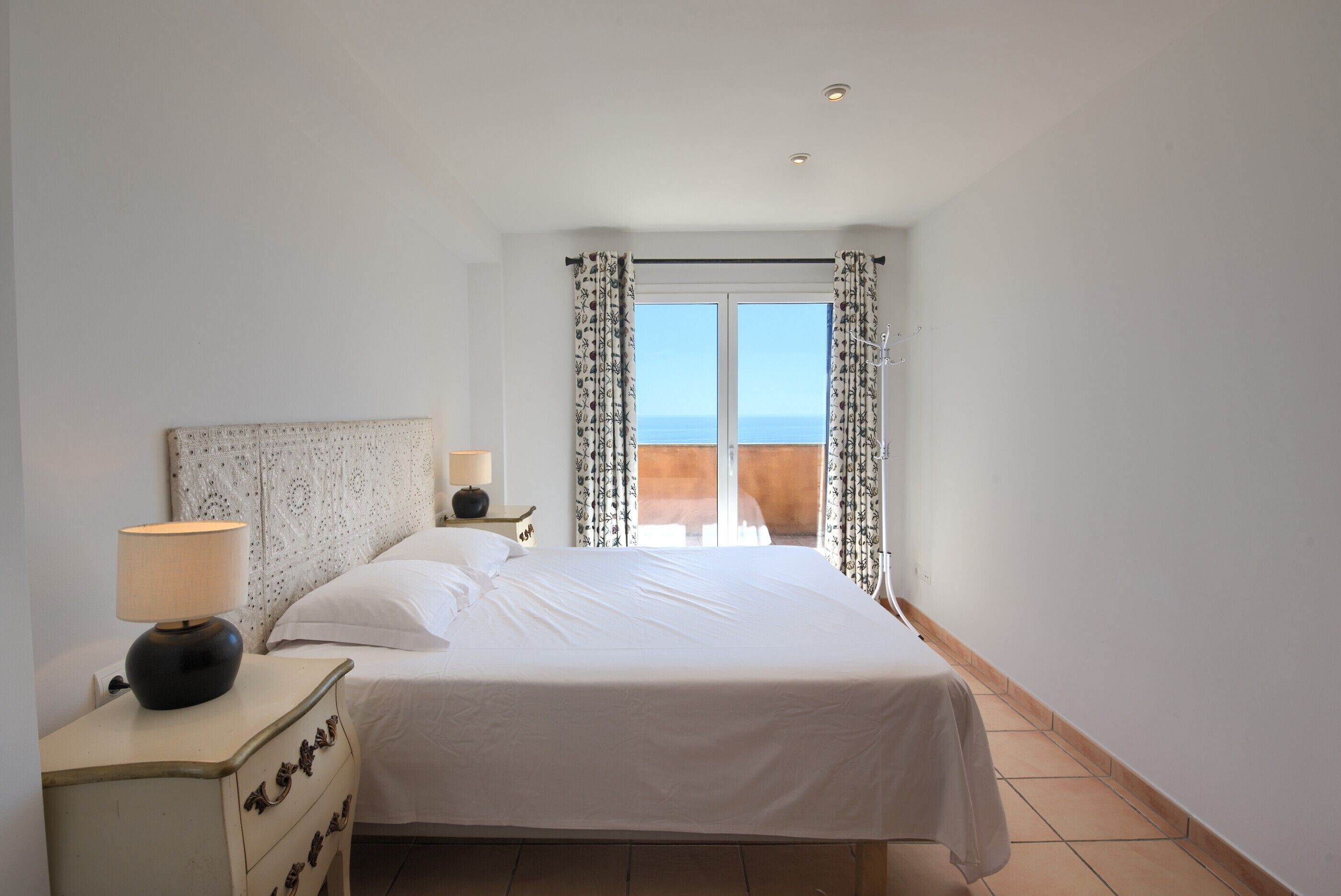 4 bedrooms, free WiFi, bed sheets