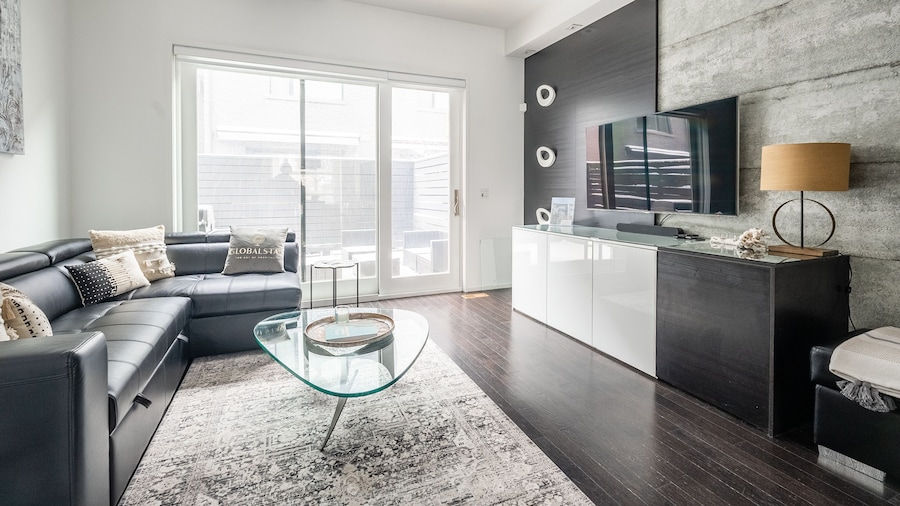 GLOBALSTAY Luxury Townhouse in Downtown Toronto