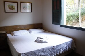 Minibar, wifi gratis y ropa de cama 