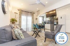 Living area - B35 - Andorinha City Heart Apartment in Lagos (Lagos)