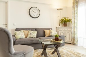 Living area - B35 - Andorinha City Heart Apartment in Lagos (Lagos)