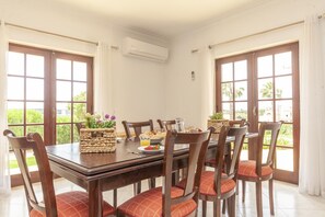 Dining - G - Bedroom 4 in Vila Ceu (Odiáxere)