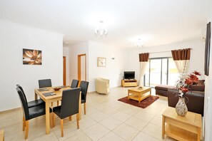 Interior - B67 - Palmeiras Sunflower Apartment (Lagos)