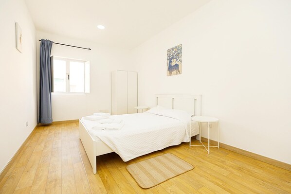 1 chambre, Wi-Fi gratuit, draps fournis