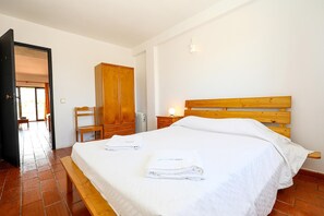 Room - B71 - Pipa's House in Lagos (Lagos)