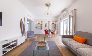 Living area - B13 - Patio Apartment in Casa Feliz (Lagos)