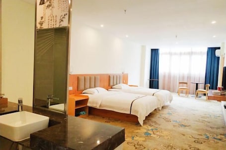 Room. Longsheng Yuntian Grand Hotel