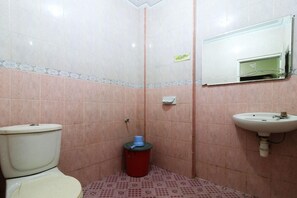 Bathroom - Hotel Melati (Parangtritis)