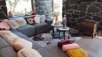 Cabin | Khu phòng khách