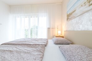 3 Schlafzimmer, Bügeleisen/Bügelbrett, WLAN, Bettwäsche