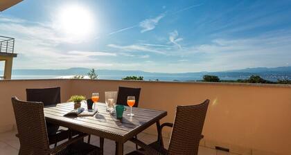 Apartment Dora in Omišalj on island Krk