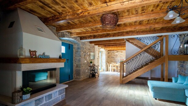 Living area - Ideal villa for families or groups – 3 bedrooms and a pool on the island of Krk (Bajcici)