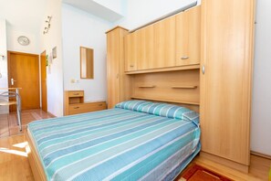 1 Schlafzimmer, WLAN, Bettwäsche