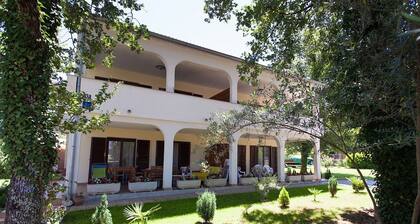 Apartment for 4 persons with parking space