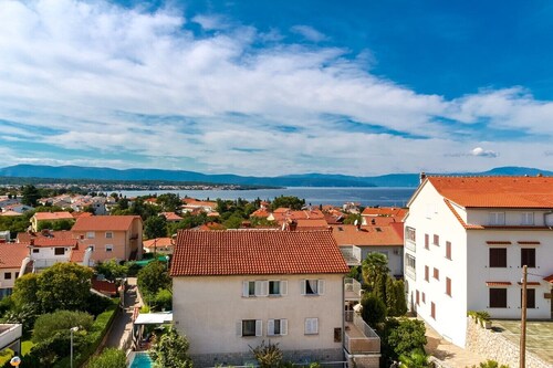 Appartement confortable au centre de Malinska