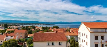 Cómodo apartamento en el centro de Malinska