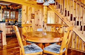 Dining - Sunrise Ridge (Robbinsville)