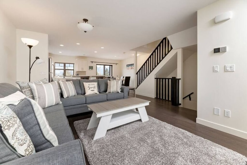 Central A/c Townhouse Mt.views | Fireplace | Garage | Deck - Invermere