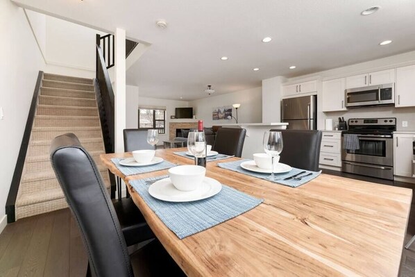 تناول الطعام