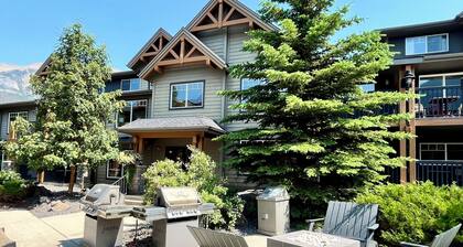 Perfect family 2-bed Condo with hot tub